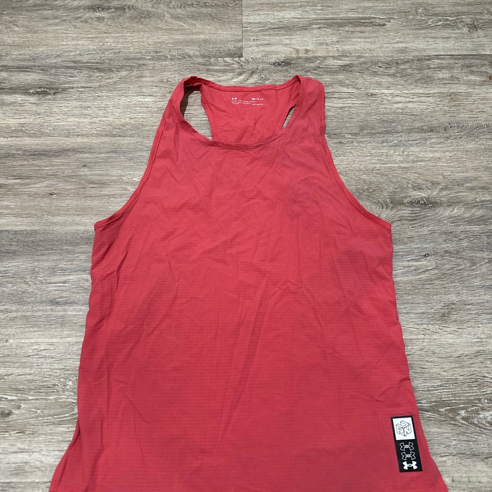 Under Armour mens run anywhere singlet size medium fitted no tags - Picture 2 of 5